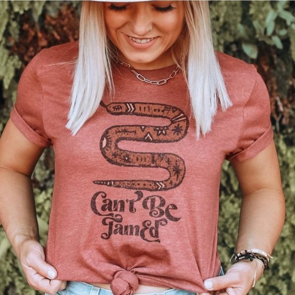 CAN'T BE TAMED Handmade Graphic Tee - Picture 2 of 2